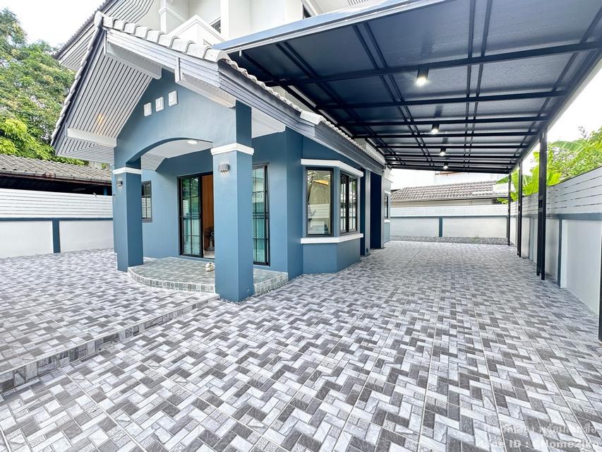 ฟลอร่าวิลล์ สุวินทวงศ์ 9