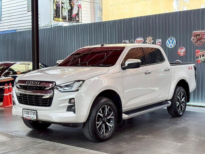 ISUZU D-MAX 1.9 Hi-Lander ZP Cab4 ปี2020 รถบ้านแท้ ตัวท็อปสุดในรุ่น น็อตไม่ขยับ