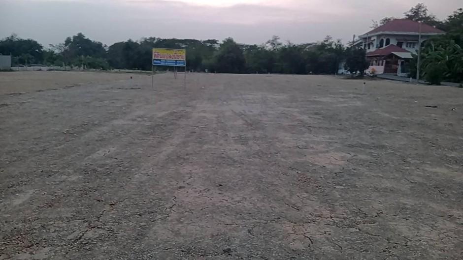 ขายที่ดินพร้อมปลูกสร้าง 4