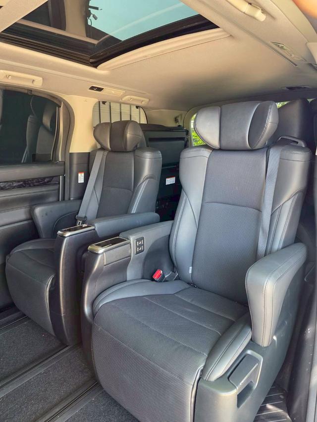 Toyota ALPHARD 2.5SC PACKAGE สีดำ ปี 2021 ไมล์ 50,000 กม. รูปที่ 11