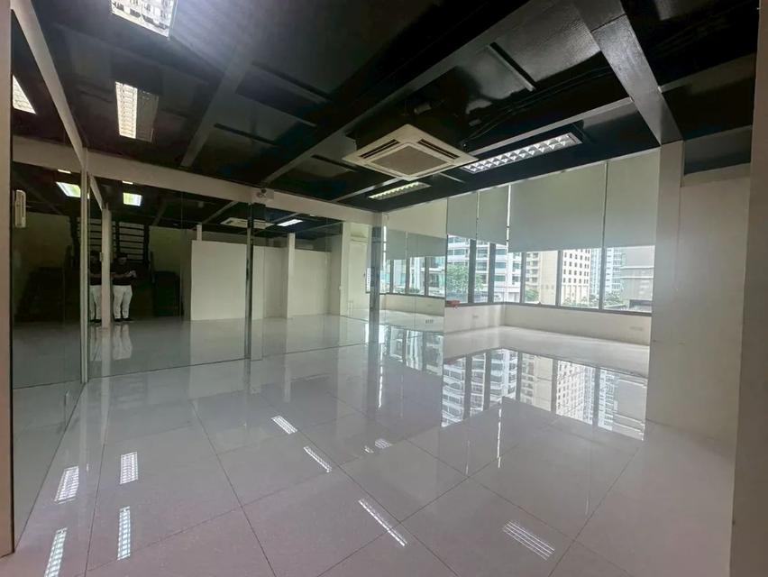 ให้เช่าสำนักงาน สาทรเหนือ BTS ช่องนนทรี บางรัก กรุงเทพมหานคร BRE21388