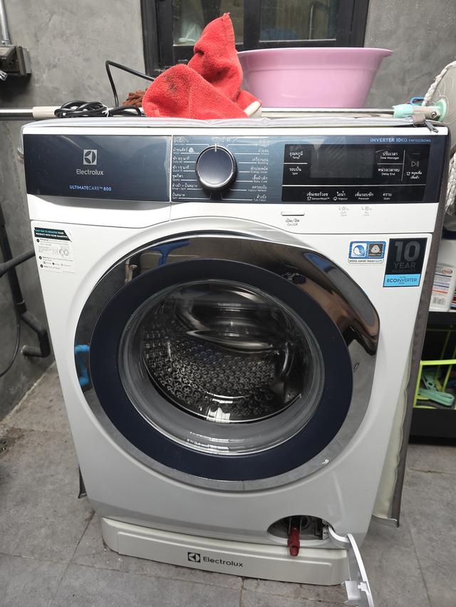 เครื่องซักผ้า Electrolux Inverter 10 kg.