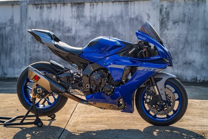 ขาย Yamaha R1 สุดเท่ 4