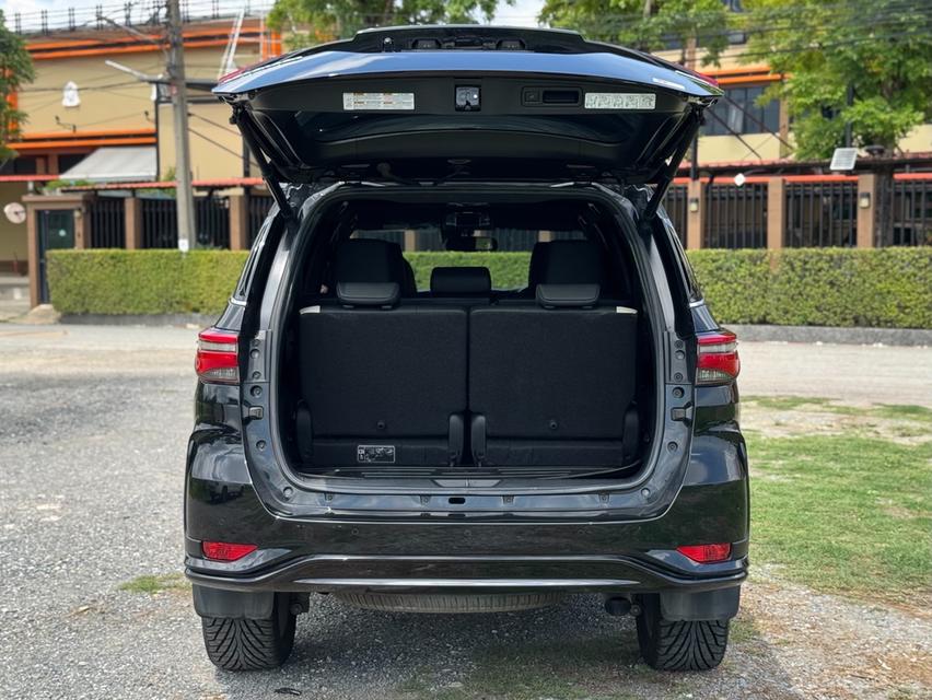 FORTUNER Legender 2.8 4WD ปี 2021 รูปที่ 12
