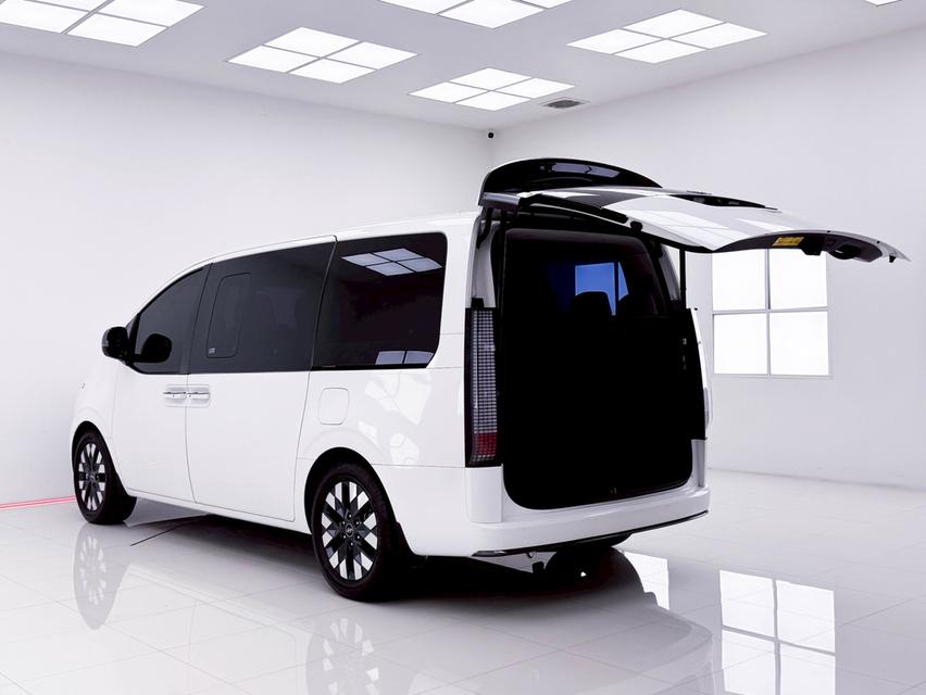 HYUNDAI STARIA 2.2 PREMIUM SUNROOF 2022