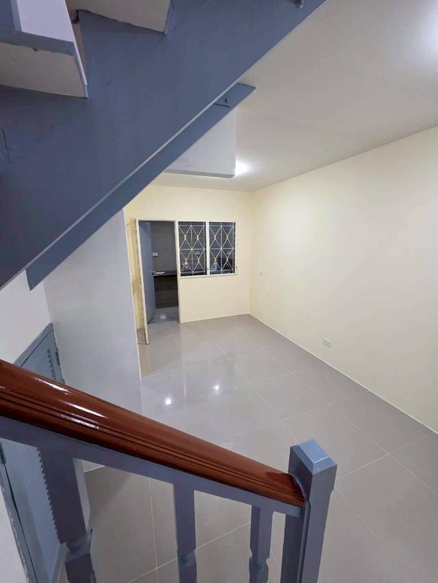 ขายทาวน์เฮ้าส์ 2 ชั้น มบ.สิรารมย์ ถนนบ้านกล้วย-ไทรน้อย รีโนเวทใหม่ทั้งหลัง พร้อมเข้าอยู่ (เจ้าของขายเอง) 5