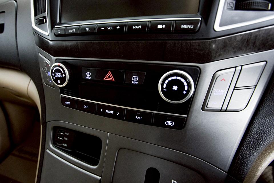 HYUNDAI H-1 2.5 DELUXE  2018  10