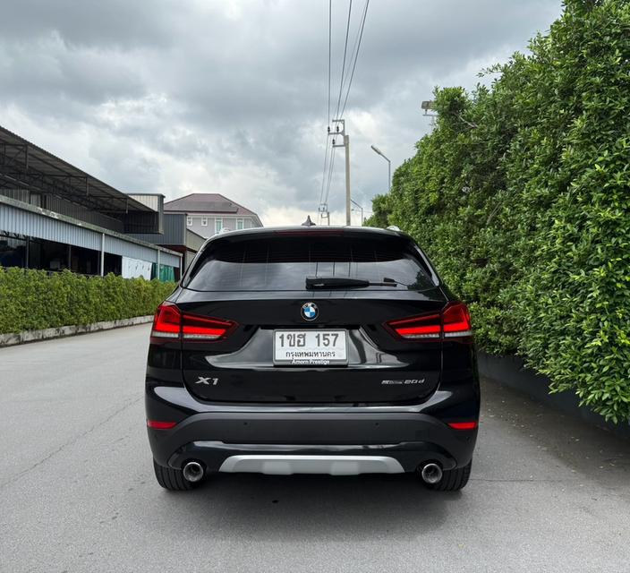 BMW X1 sDrive20d X-Line 2021 สีดำ มี Bsi 10 ปี หมด 10/10/2031 หรือ 100,000 Km. รูปที่ 5