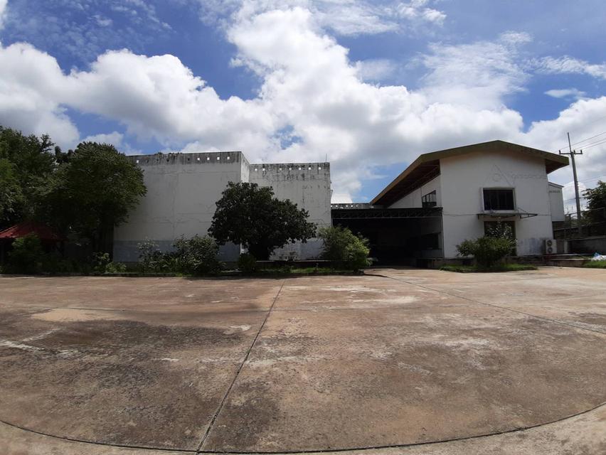 ขายโรงงานพร้อมภัตตาคาร อยู่ติดถนนสายเอเชีย อำเภอโกรกพระ นครสวรรค์ 11