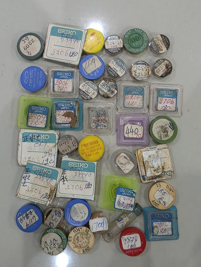 A.อะไหล่ นาฬิกา เหมาๆ ทั้งหมด คละยี่ห้อ WATCH PARTS ALL ของเก่าเก็บ สวยหายากรุ่นเก่า ขายตามสภาพ พร้อมส่ง
