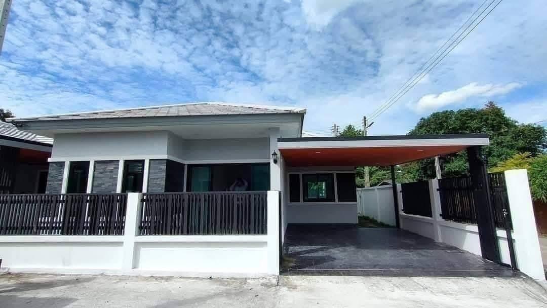 บ้านสร้างใหม่ ศรีราชา ซอยวัดจีน บ้านสวยพร้อมอยู่ 1