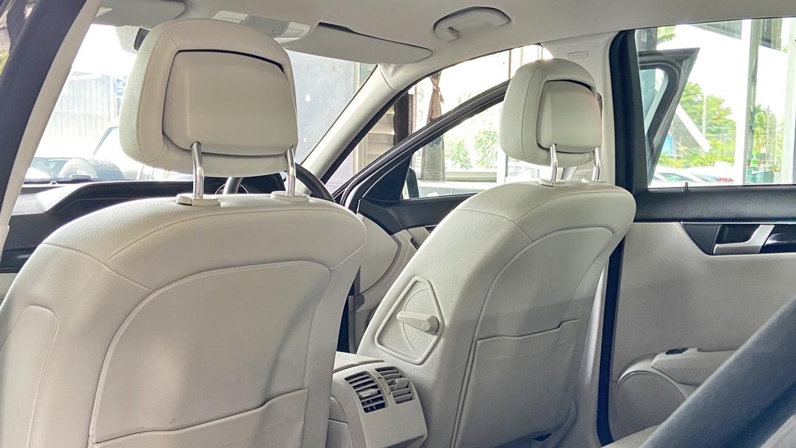 BENZ C200CGI BE 5