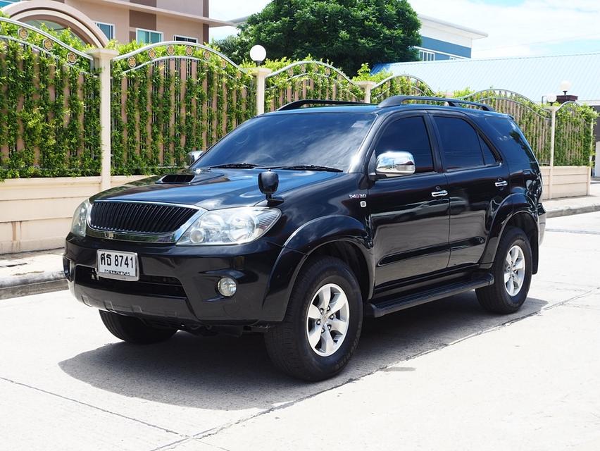 TOYOTA FORTUNER 3.0 V 4WD ปี 2005 เกียร์AUTO 4X4 สภาพนางฟ้า 2