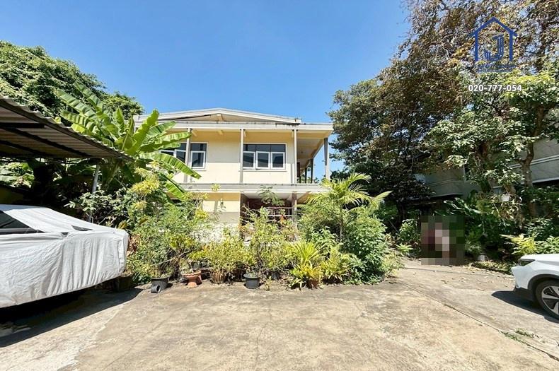 ขายบ้านเดี่ยว 2 ชั้น 196 ตารางวา ซอยปรีดีพนมยงค์ 37 ถนนสุขุมวิท 71 ใกล้BTS  พระโขนง 6