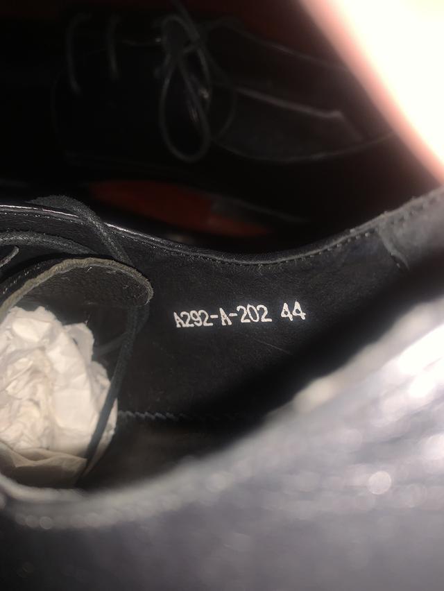 รองเท้าคัตชูBally ใส่ทำงานเบอร์ 43,44 ใส่ได้รองเท้าใหม่ไม่เคยใส่สำหรับพนักงานออฟฟิศ