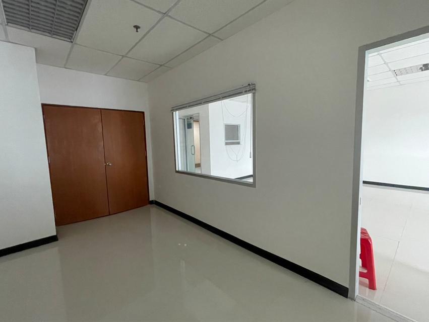 พื้นที่สำนักงาน ออฟฟิศ ในอาคาร Jewelry Trade Center ติด BTS สุรศักดิ์ 100 ตรม ชั้น 37 วิวแม่น้ำ 5