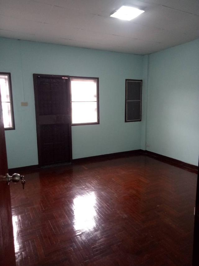 ขายบ้านทาวเฮ้าส์ 2 ชั้น 2 นอน 2 น้ำ เจริญพัฒนา ซ.7 14