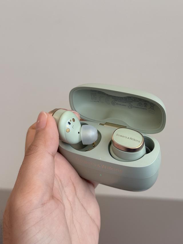หูฟัง wireless bowers&willkins รูปที่ 3