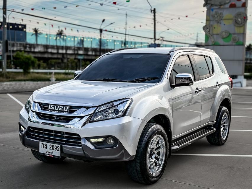 ขาย Isuzu MU-X 3.0 Ddv ปี14