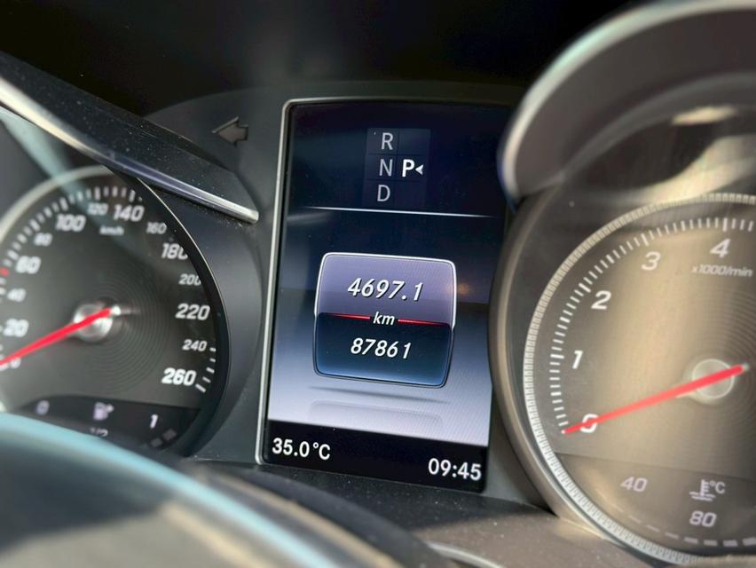 ปี 2016 BENZ C-CLASS, C250 COUPE AMGDYNAMIC โฉม W205 ปี14-23 สีแดง รูปที่ 16