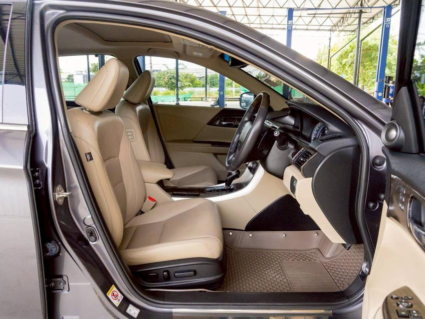 HONDA ACCORD 2.4TECH ปี 2013เจ้าของเดียว รถสวย กุญแจสำรองครบ  14