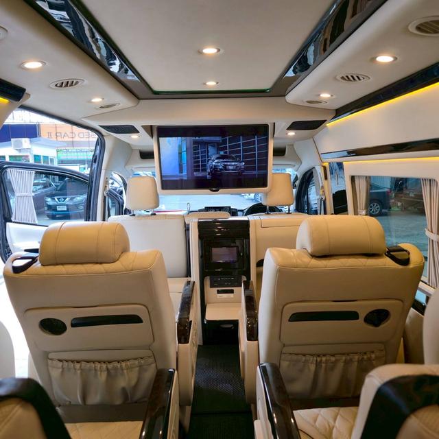 รหัสรถ BAC6787 🚐 New Toyota Commuter 2.8 (VIP) 6AT ปี 2020/21 สีดำ 14