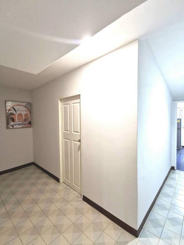 ขายบ้านเดี่ยวสัมมากร 58 ตรว. อยู่เอง 1 โซน อีกโซนปล่อยเช่าได้ 12,500 บต่อเดือน ใกล้ MRT รามคำแหง 10