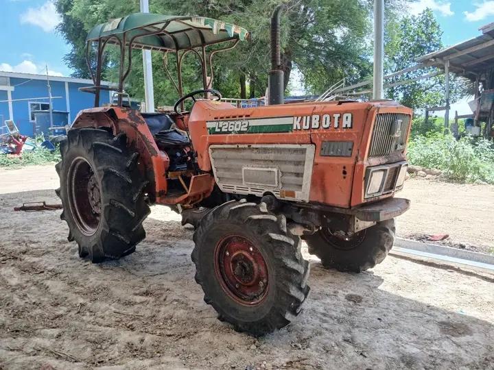 รีบขายรถไถ Kubota ใช้งานปกติ  2