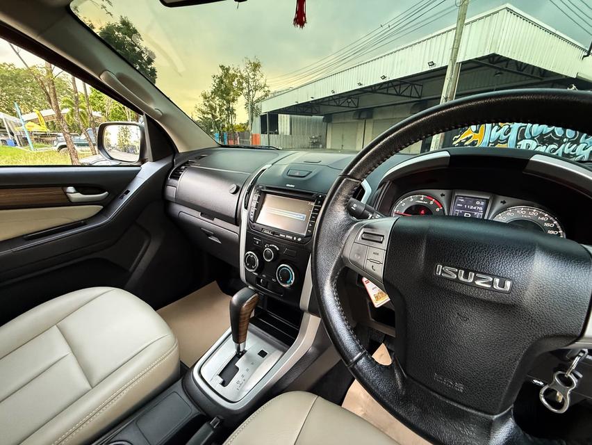 Isuzu MU-X 2.5DvD ปี14 12