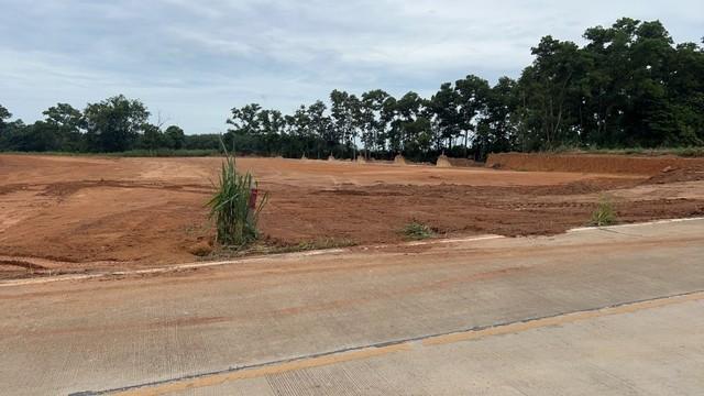 ขายที่ดินปลวกแดงระยอง ขายที่ดินเนื้อที่ 4 - 6 ไร่ (มี 3 โฉนดโฉนดละ 2 ไร่) ผังสีเหลือง 7