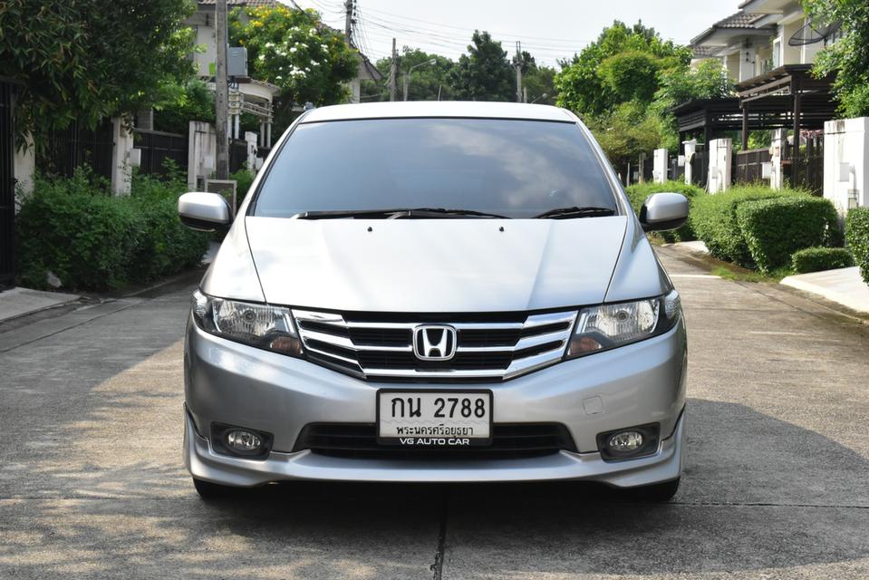 Honda City 1.5V CNG โรงงาน  ราคาเพียง 189,000  ปี 2013 สีเทา ออโต้ เบนซิน+แก๊ส ไมล์ 11x,xxx km 9