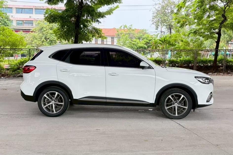 2020 MG HS 1.5 Turbo X Sunroof AT รูปย่อยที่ 4