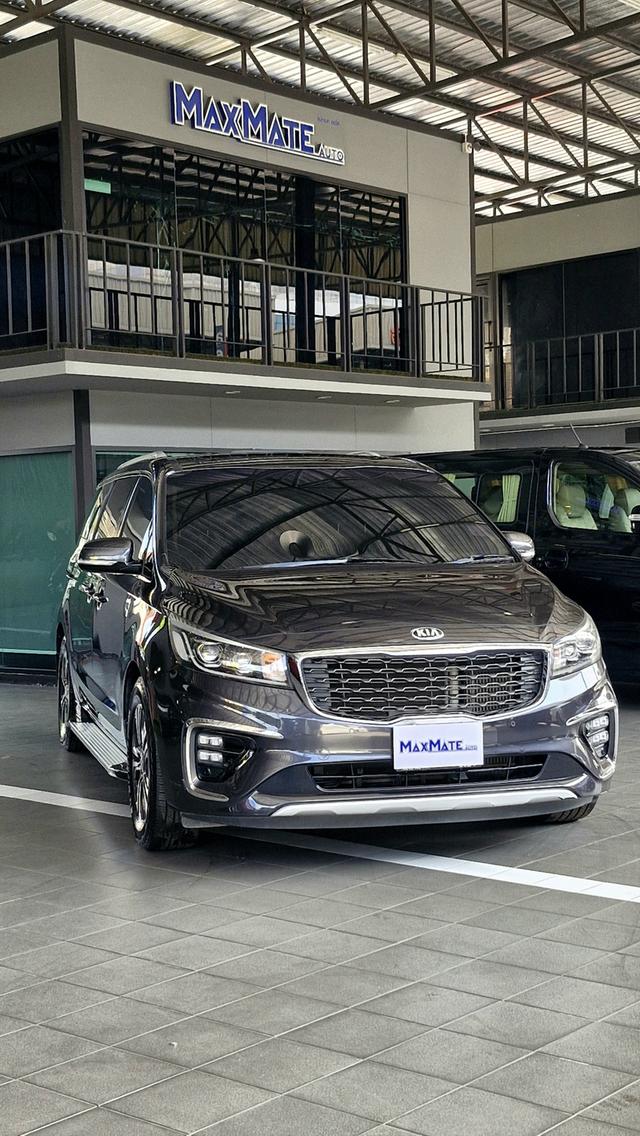 kia grand carnival 2.2 SXL ปี 2018