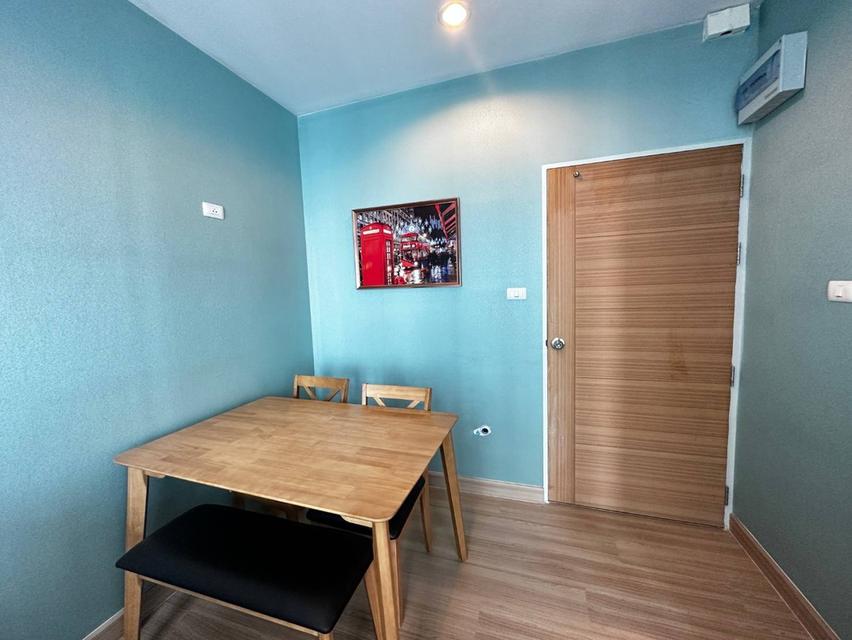 The Grand  Jomtien beach Pattaya  For rent  1 bedroom  1 bathroom  Size 25 sqm.  Building A, Floor 21 Fully furnished  new set .  Rent 10,000 baht/M 12