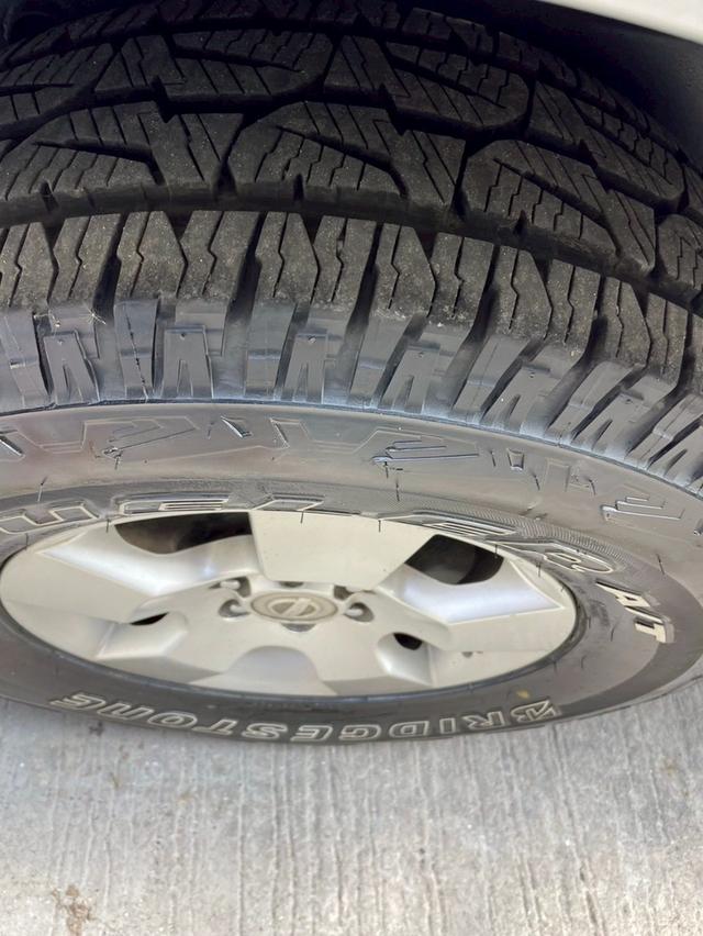 2011 Nissan Navara 2.5 mt ขาย 159000 จอดมีนบุรี กทม เอกสารครบเล่มพร้อมเครื่องยนต์ดีเซลขับดีทนทาน 10