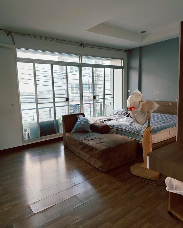 ทาวน์โฮมบ้านกลางเมืองศรีนครินทร์24 14