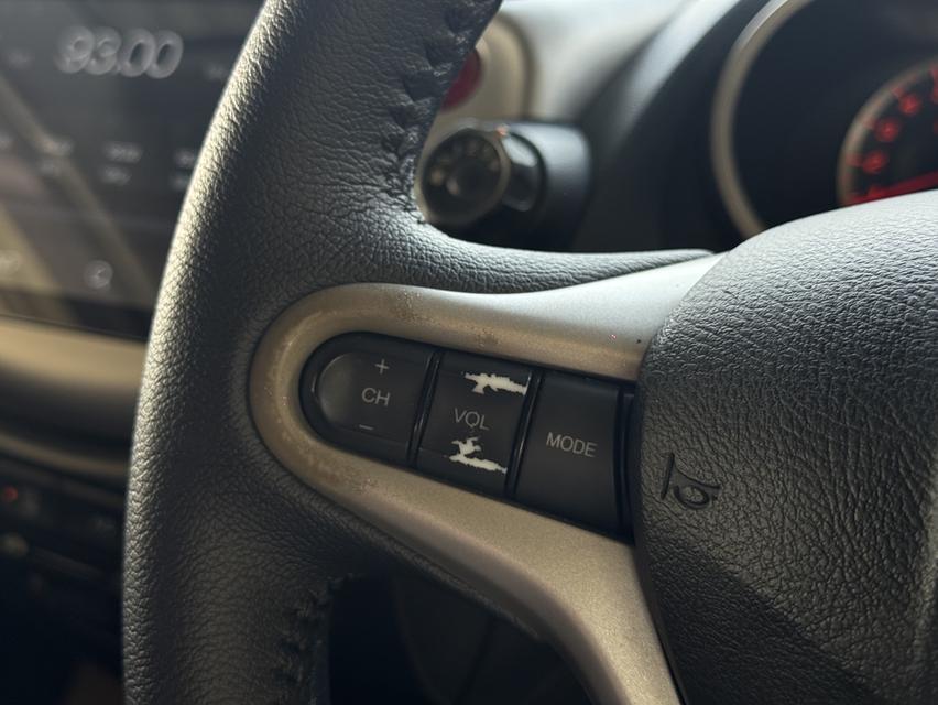 HONDA JAZZ GE 2012 AUTO V IVTEC รูปที่ 10