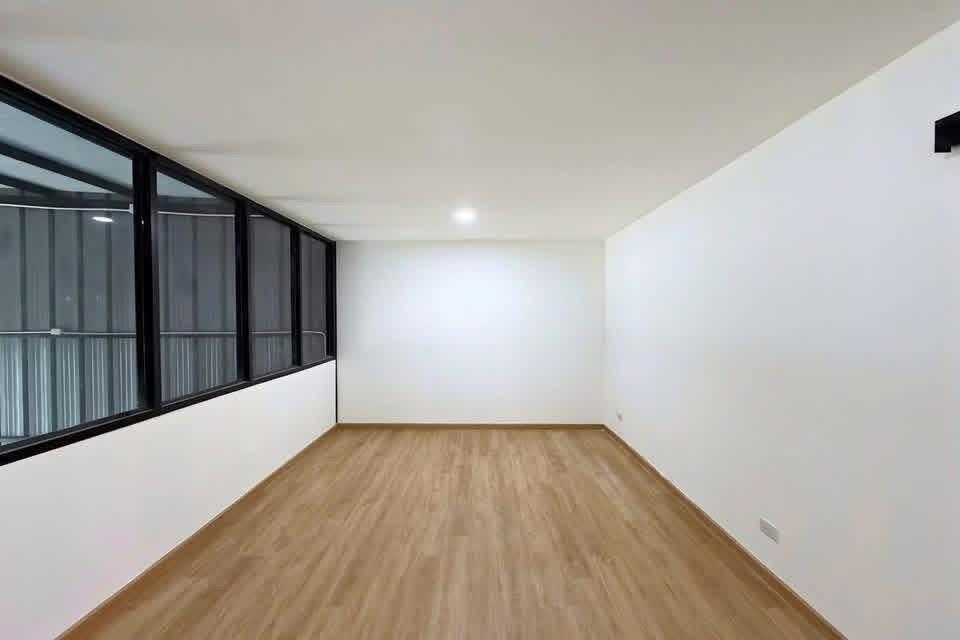 ให้เช่าโกดัง ออฟฟิศ พัฒนาการ25 กำแพงเพชร พระราม9 ใกล้ห้างเดอะ ไนน์ เซ็นทรัล พระราม 9 เหมาะทำ สำนักงาน คลังเก็บสินค้า อู่ซ่อมรถ 6