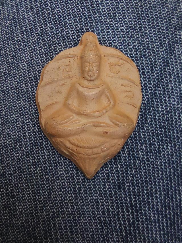 หลวงพ่อลีวัดอโศการาม พิมพ์ใบโพธิ์เล็ก ปี 2500