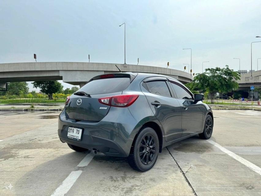 Mazda  2 Skyactive1.3 2016 Sports Standard Hatchback  (พร้อมทะเบียนสวย)   12