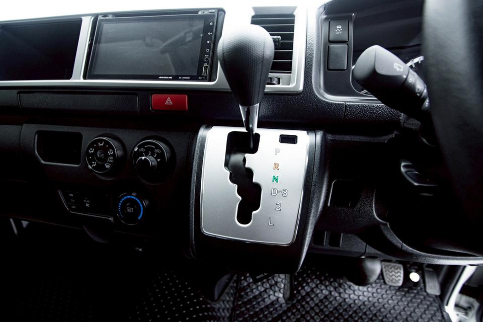 TOYOTA VENTURY 2.7 G 05-19 2018  7