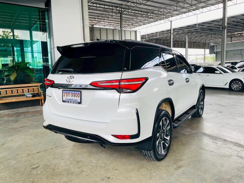 TOYOTA FORTUNER 2.4 LEGENDER 2023ð āļĢāļđāļāļĒāđāļāļĒāļāļĩāđ 3