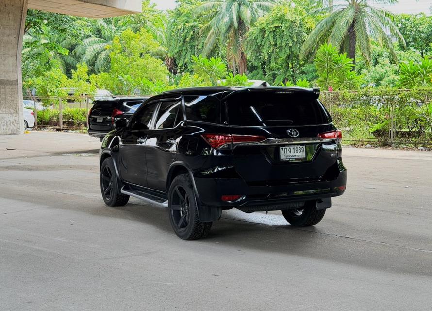 Toyota Fortuner 2.4 V auto 4x4  ปี 2018 รูปที่ 7