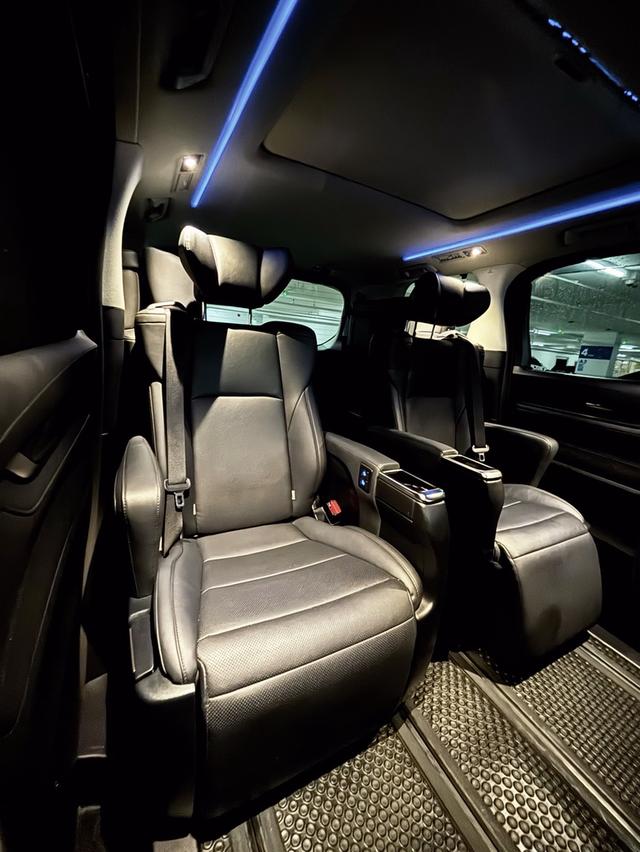 2024 แท้ Toyota Alphard SC Package 2.5 Top สุดตาราง  15