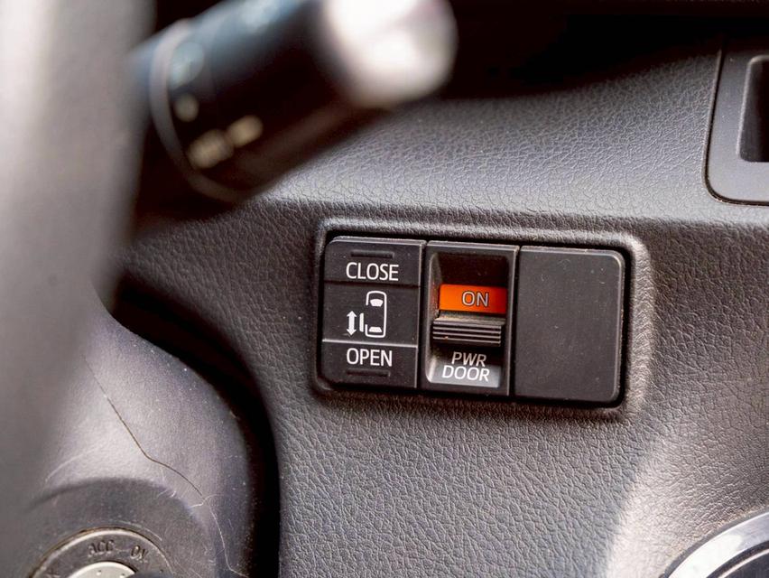 TOYOTA SIENTA 1.5G ปี 2018 ♨️ ประกันเครื่องเกียร์ 3 ปี 30,000 km.♨️ 8