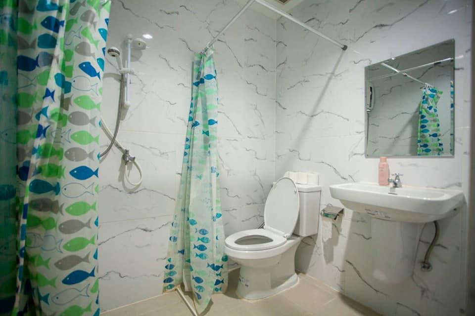 🏡✨ ให้เช่าทาวน์เฮ้าส์ 2 ชั้นย่านเศรษฐกิจ เฟอร์ครบ พร้อมอยู่ เดินทางสะดวก ใกล้ตลาด 5