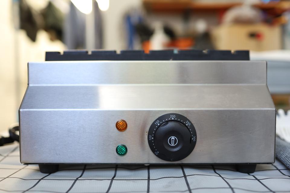 เครื่องทำไข่นกกระทาเสียบไม้ ระบบไฟฟ้า 3