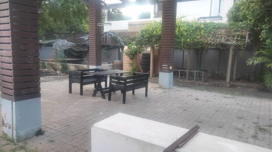 House  for rent Bigger area   114 sq.wah  5 Beds without furniture furniture  zone Lat Phrao ,Chatuchak not far from Chtuchak Park BTS LINE 5