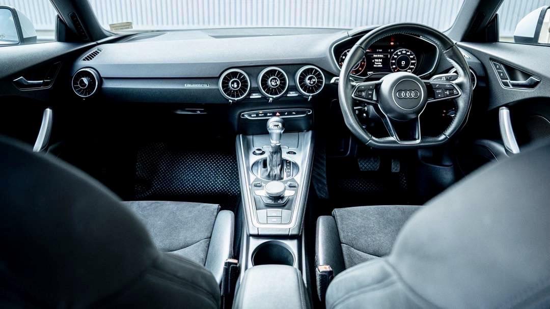 Audi TT Coupe 45TFSI Quattro S-Line 3