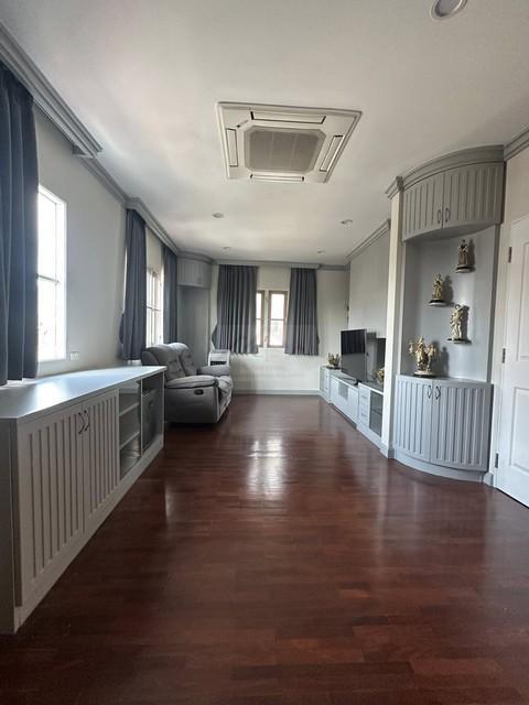 ให้เช่าบ้านเดี่ยว โครงการ ลัดดารมย์ วัชรพล รัตนโกสินทร์ รีโนเวทใหม่ ติดทางด่วนสุขาภิบาล 5 3